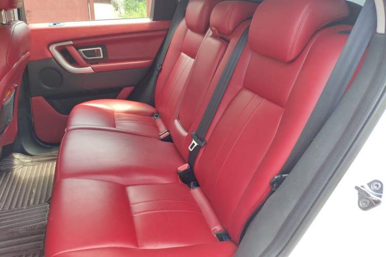 Used Land Rover Discovery Sport 2018 240 PS SE Version Left Rear Seat
