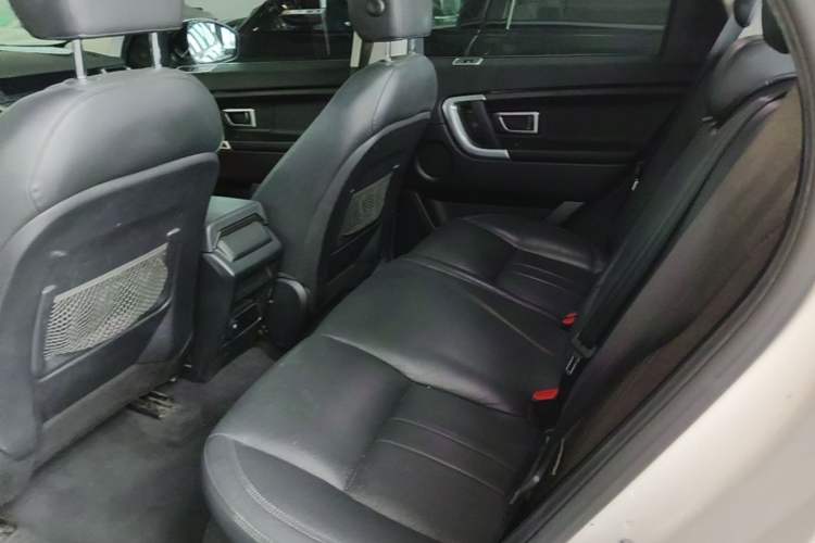 Used Land Rover Discovery Sport 2018 240 PS SE Version Left Rear Seat