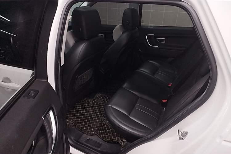 Used Land Rover Discovery Sport 2018 240 PS SE Version Left Rear Seat