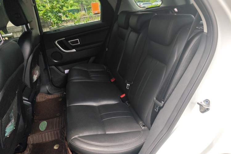 Used Land Rover Discovery Sport 2018 240 PS SE Version Left Rear Seat