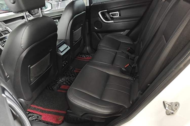 Used Land Rover Discovery Sport 2018 240 PS HSE Version Left Rear Seat