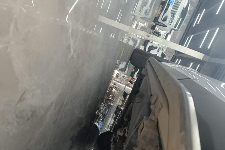 Used Land Rover Discovery Sport 2018 240 PS SE Version Left Side Sill