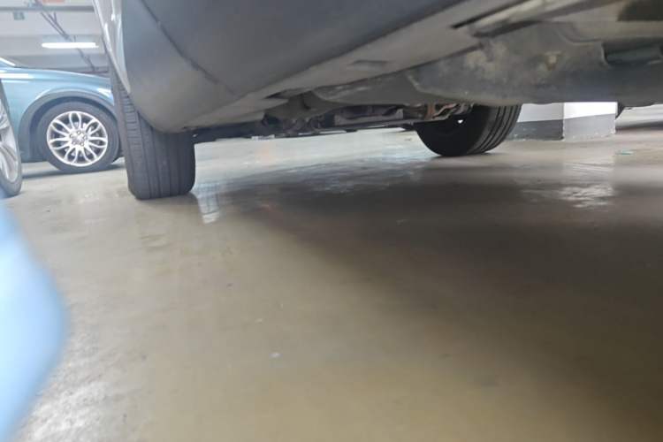 Used Land Rover Discovery Sport 2018 240 PS SE Version Left Side Sill