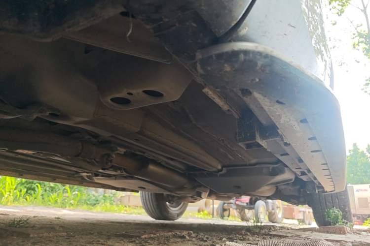 Used Land Rover Discovery Sport 2018 240 PS SE Version Left Side Sill