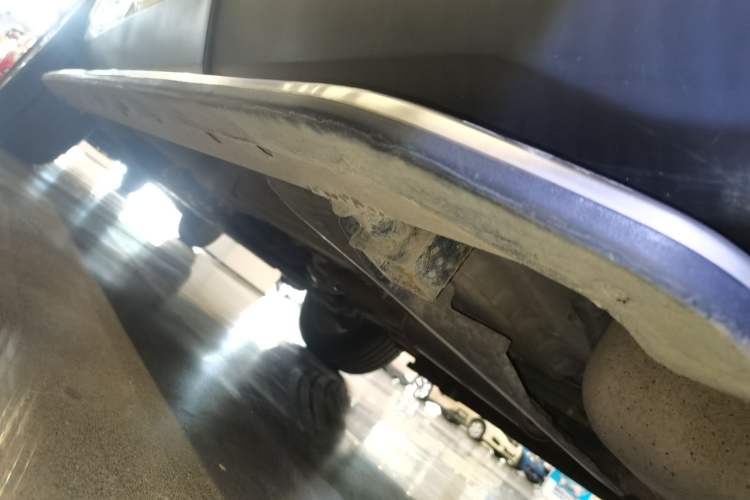 Used Land Rover Discovery Sport 2018 240 PS SE Version Left Side Sill