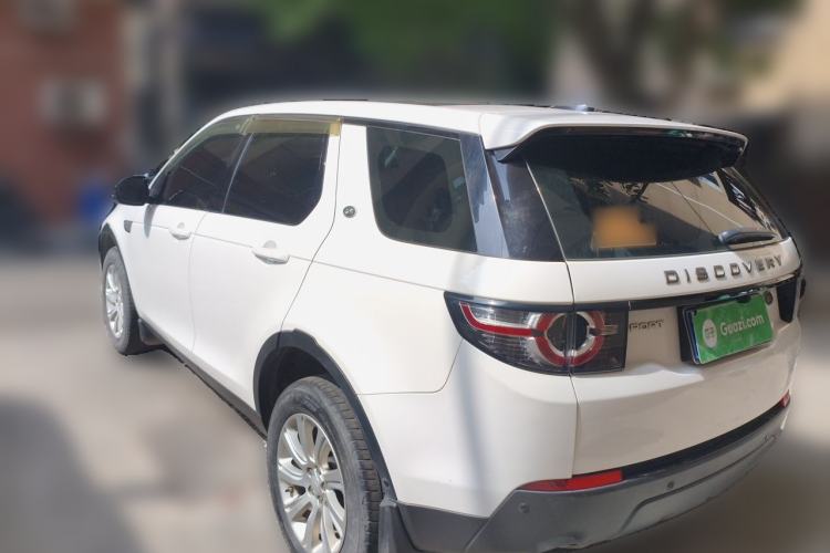 Used Land Rover Discovery Sport 2018 240 PS PURE Edition Rear Left 45 Deg