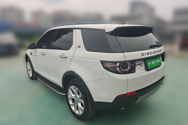 Used Land Rover Discovery Sport 2018 240 PS HSE Version Rear Left 45 Deg