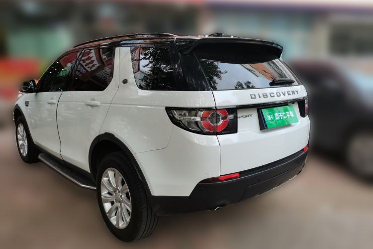 Used Land Rover Discovery Sport 2018 200 PS PURE Edition Rear Left 45 Deg