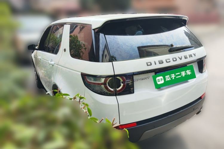 Used Land Rover Discovery Sport 2018 240 PS SE Version Rear Left 45 Deg