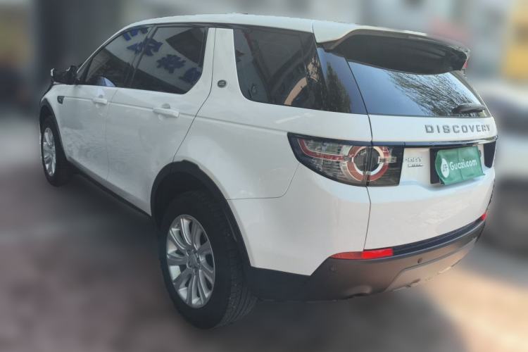 Used Land Rover Discovery Sport 2018 240 PS SE Version Rear Left 45 Deg