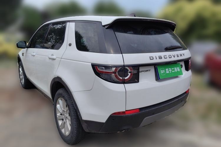 Used Land Rover Discovery Sport 2018 240 PS SE Version Rear Left 45 Deg