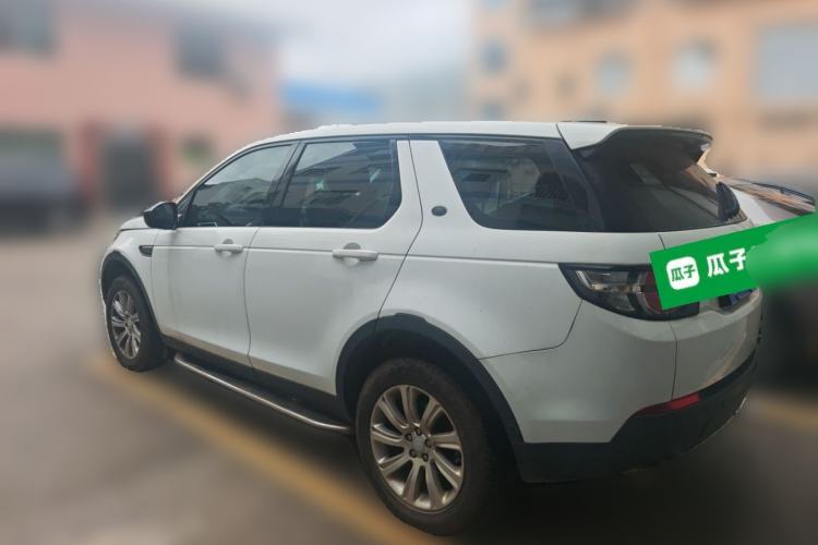 Used Land Rover Discovery Sport 2018 200 PS PURE Edition Rear Left 45 Deg