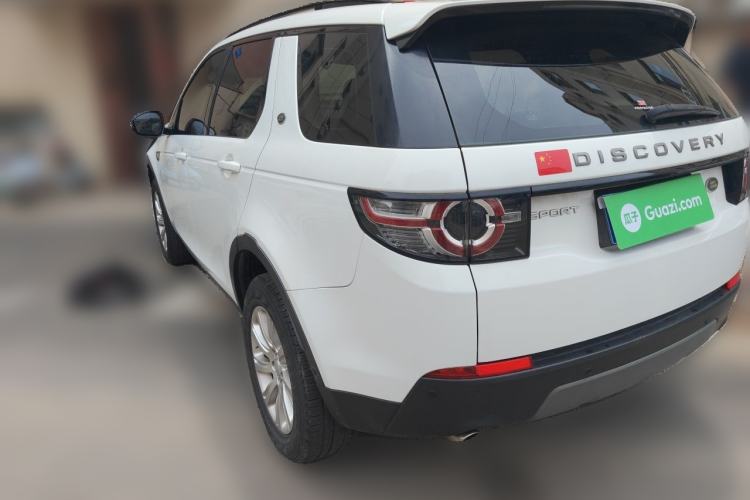 Used Land Rover Discovery Sport 2018 240 PS SE Version Rear Left 45 Deg