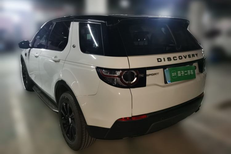 Used Land Rover Discovery Sport 2018 240 PS SE Version Rear Left 45 Deg