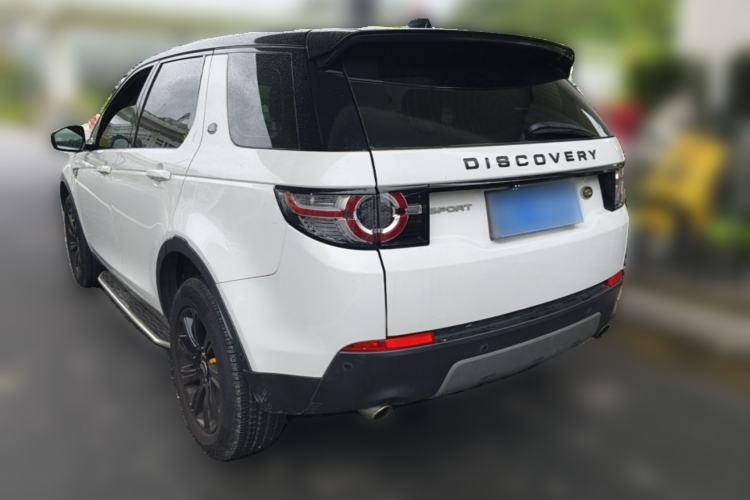 Used Land Rover Discovery Sport 2018 240 PS SE Version Rear Left 45 Deg