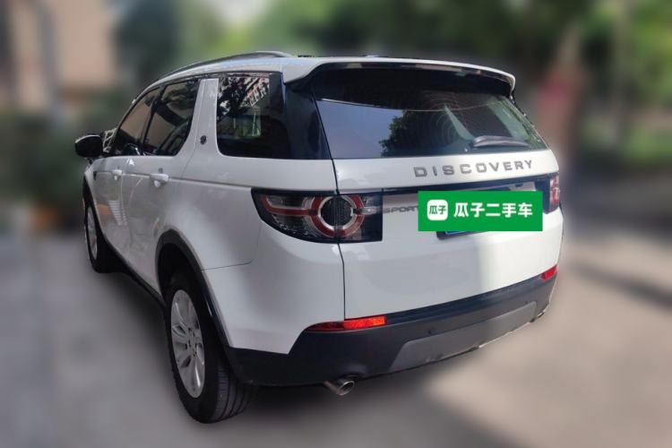 Used Land Rover Discovery Sport 2018 240 PS SE Version Rear Left 45 Deg