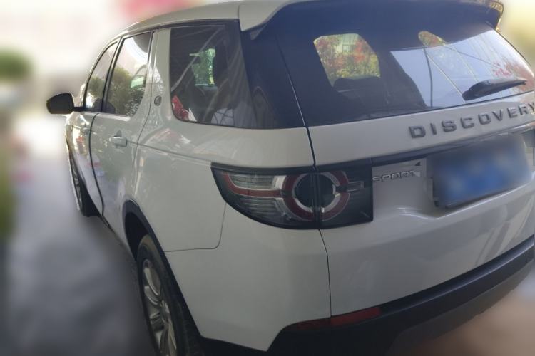 Used Land Rover Discovery Sport 2018 240 PS SE Version Rear Left 45 Deg