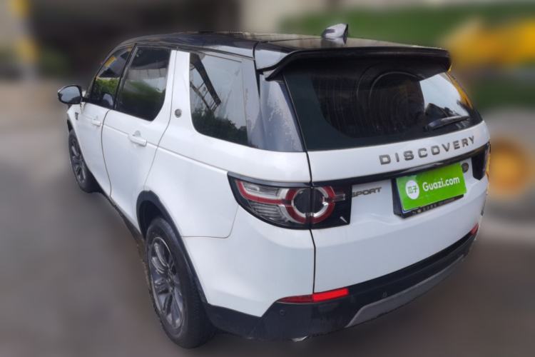 Used Land Rover Discovery Sport 2018 240 PS SE Version Rear Left 45 Deg