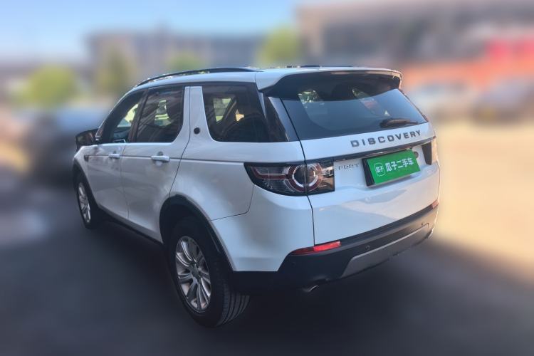 Used Land Rover Discovery Sport 2018 240 PS SE Version Rear Left 45 Deg