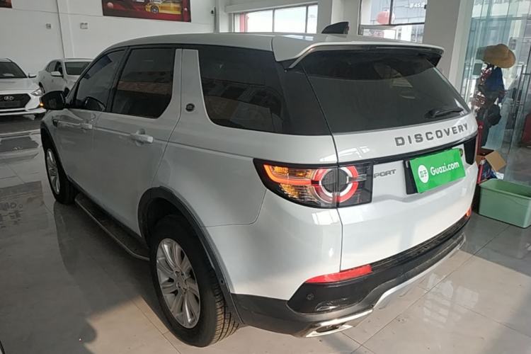 Used Land Rover Discovery Sport 2018 240 PS SE Version Rear Left 45 Deg