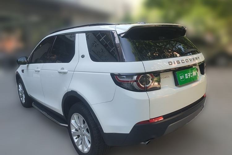 Used Land Rover Discovery Sport 2018 240 PS SE Version Rear Left 45 Deg