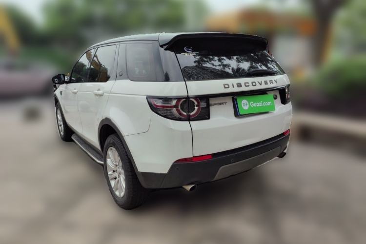 Used Land Rover Discovery Sport 2018 240 PS SE Version Rear Left 45 Deg