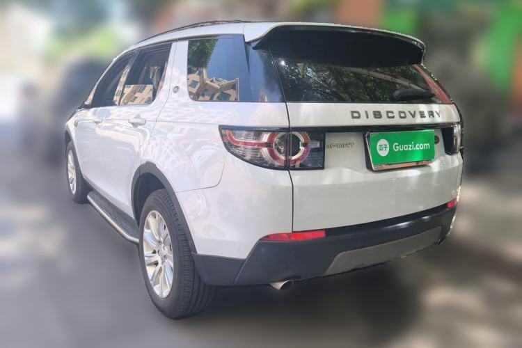 Used Land Rover Discovery Sport 2018 240 PS SE Version Rear Left 45 Deg
