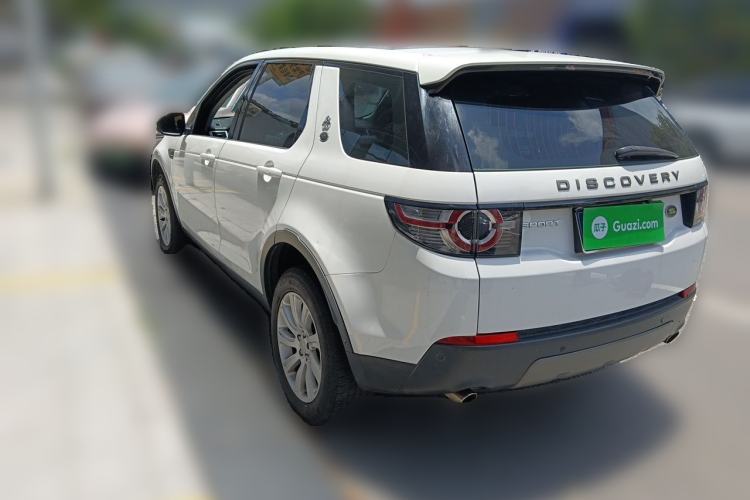 Used Land Rover Discovery Sport 2018 240 PS SE Version Rear Left 45 Deg