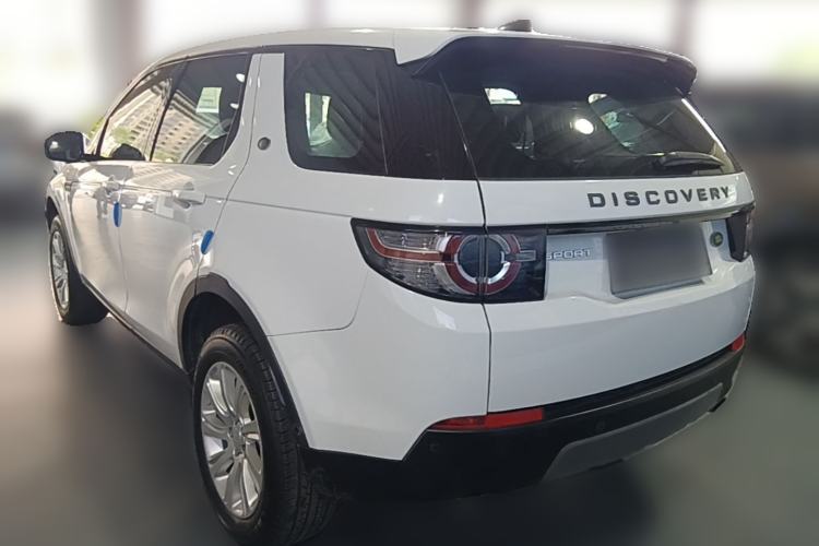 Used Land Rover Discovery Sport 2018 240 PS SE Version Rear Left 45 Deg