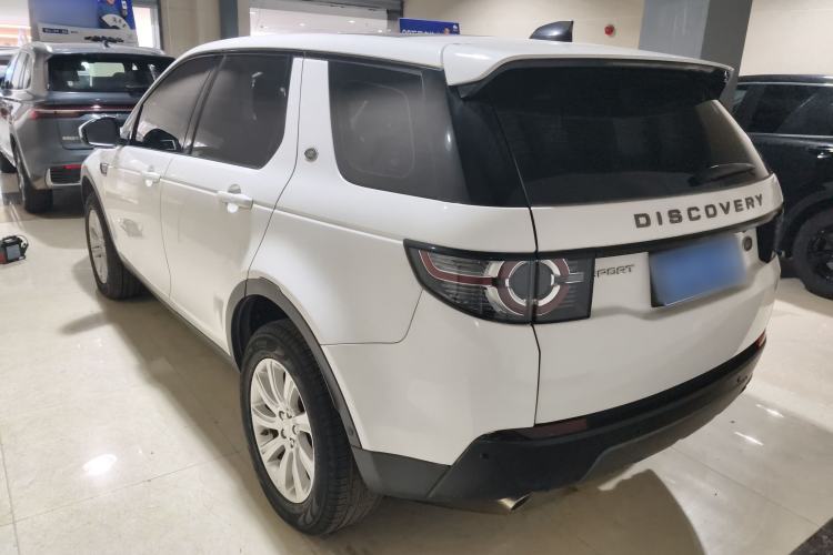 Used Land Rover Discovery Sport 2018 240 PS SE Version Rear Left 45 Deg