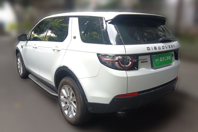 Used Land Rover Discovery Sport 2018 240 PS PURE Edition Rear Left 45 Deg