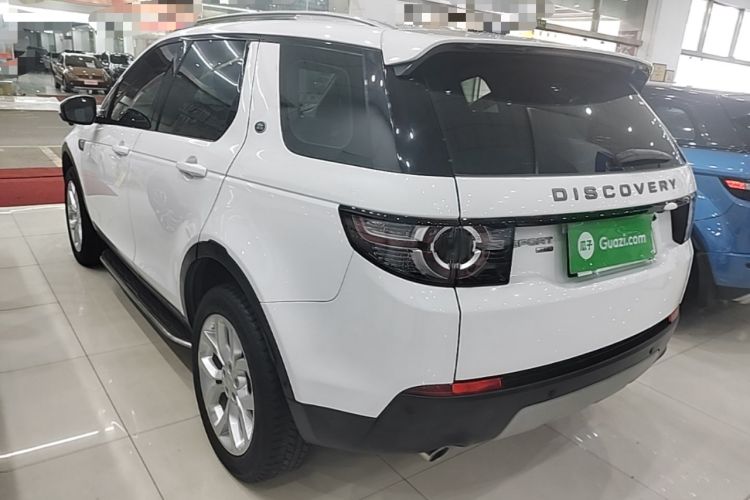 Used Land Rover Discovery Sport 2018 240 PS HSE Version Rear Left 45 Deg