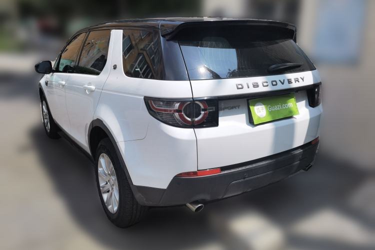 Used Land Rover Discovery Sport 2018 240 PS PURE Edition Rear Left 45 Deg