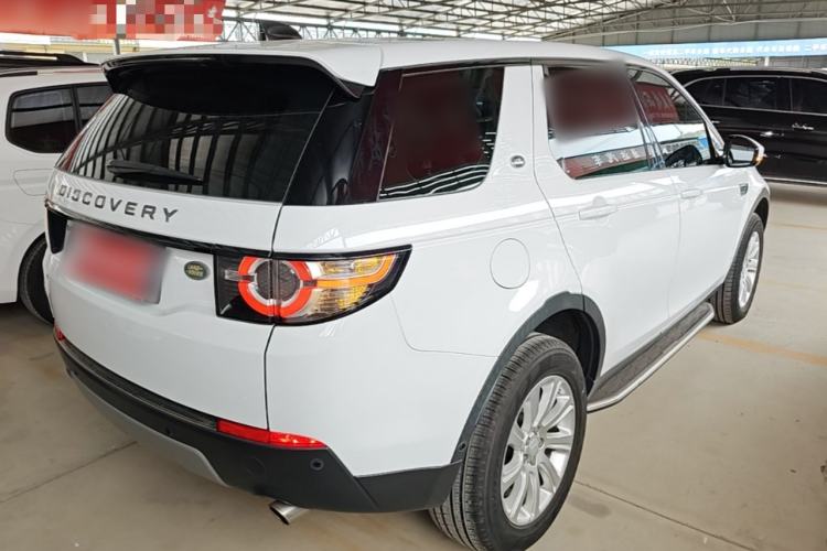 Used Land Rover Discovery Sport 2018 240 PS SE Version Rear Right 45 Deg
