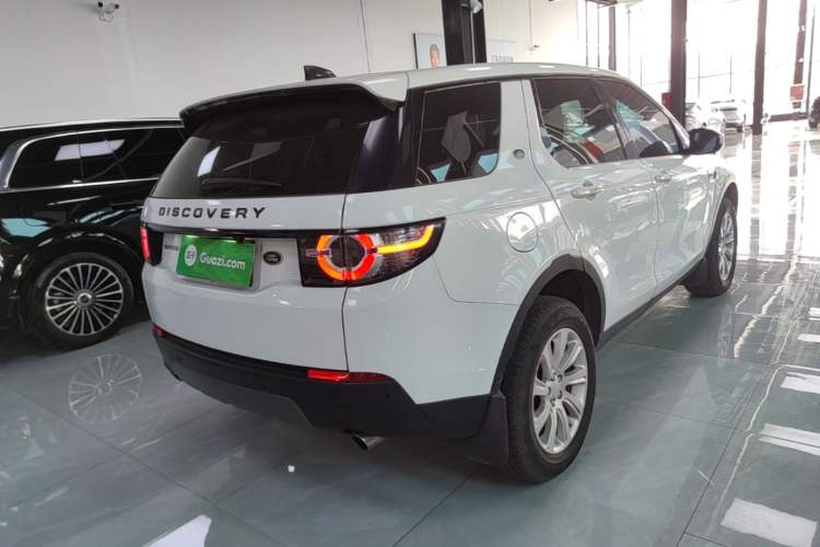 Used Land Rover Discovery Sport 2018 240 PS SE Version Rear Right 45 Deg