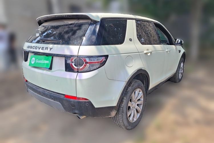 Used Land Rover Discovery Sport 2018 240 PS SE Version Rear Right 45 Deg