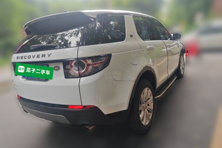 Used Land Rover Discovery Sport 2018 240 PS SE Version Rear Right 45 Deg