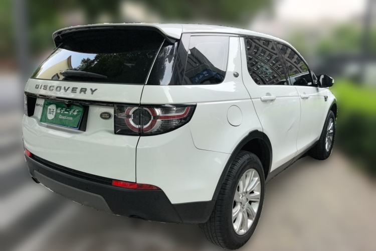 Used Land Rover Discovery Sport 2018 240 PS SE Version Rear Right 45 Deg
