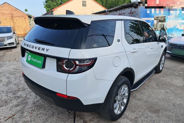 Used Land Rover Discovery Sport 2018 240 PS SE Version Rear Right 45 Deg