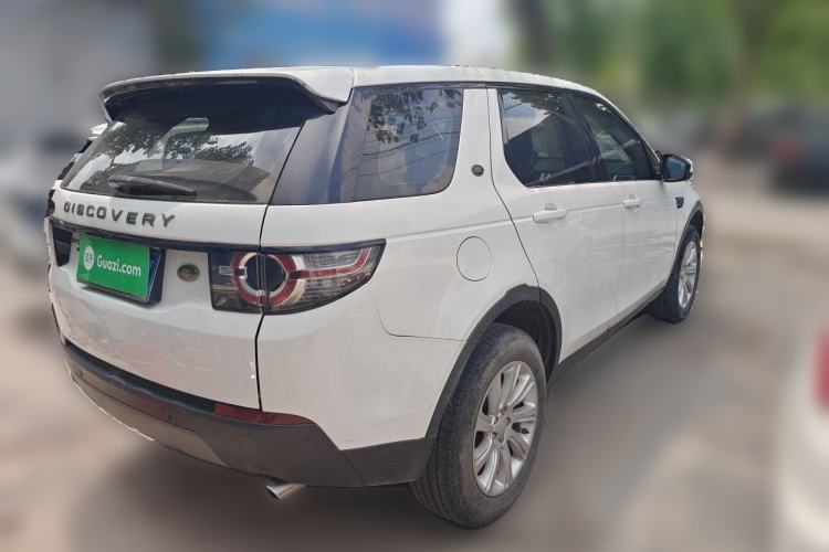 Used Land Rover Discovery Sport 2018 240 PS SE Version Rear Right 45 Deg