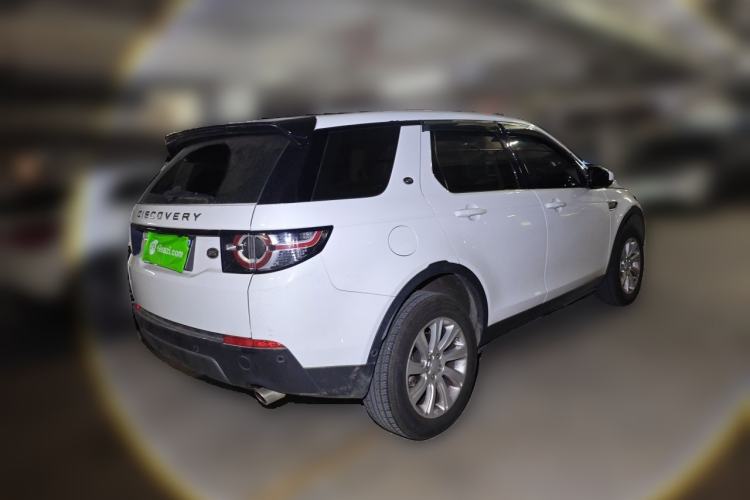 Used Land Rover Discovery Sport 2018 240 PS SE Version Rear Right 45 Deg
