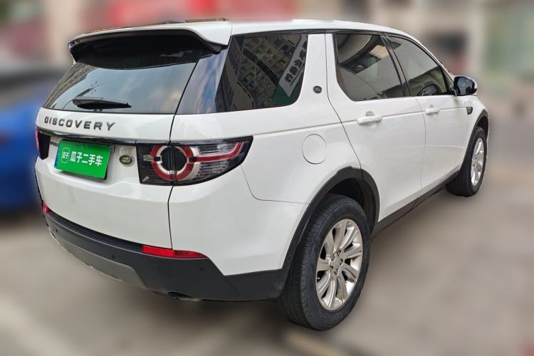 Used Land Rover Discovery Sport 2018 240 PS SE Version Rear Right 45 Deg