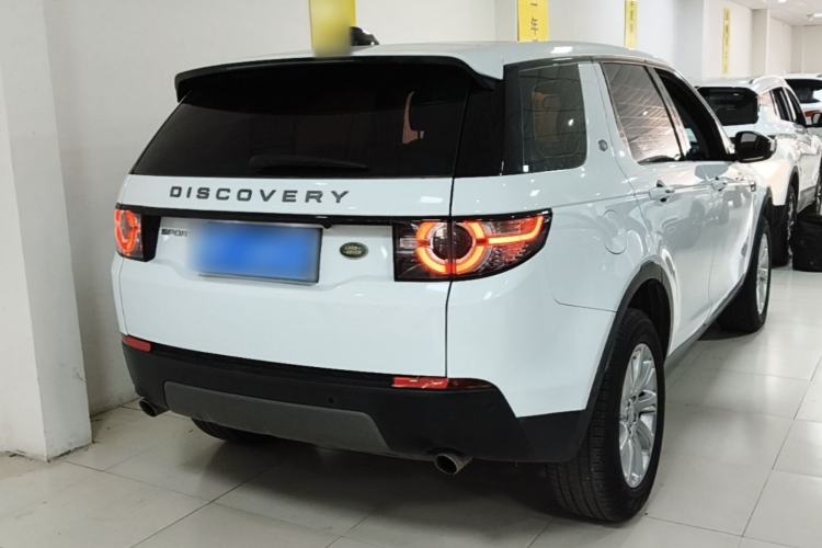 Used Land Rover Discovery Sport 2018 240 PS SE Version Rear Right 45 Deg