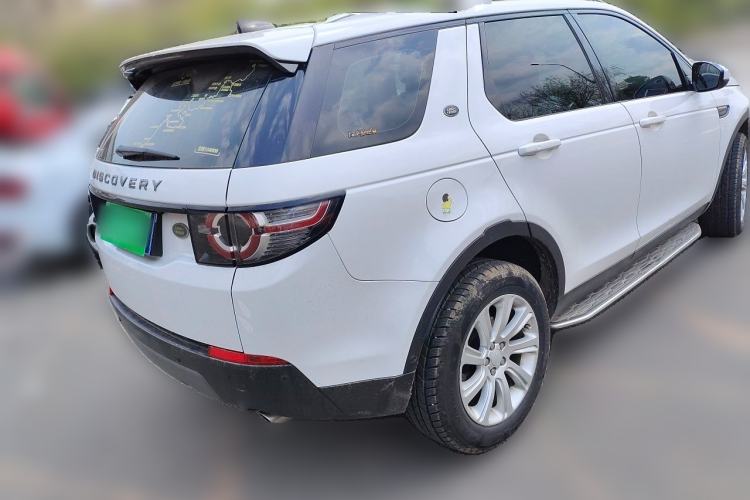 Used Land Rover Discovery Sport 2018 240 PS SE Version Rear Right 45 Deg