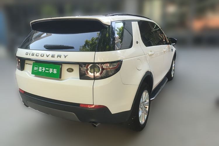 Used Land Rover Discovery Sport 2018 240 PS SE Version Rear Right 45 Deg