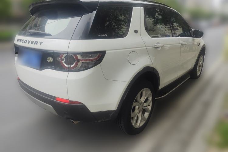 Used Land Rover Discovery Sport 2018 240 PS HSE Version Rear Right 45 Deg