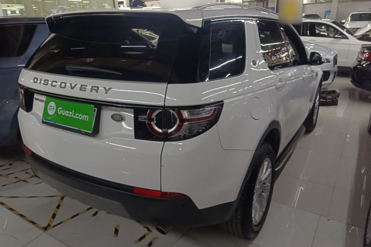 Used Land Rover Discovery Sport 2018 240 PS SE Version Rear Right 45 Deg