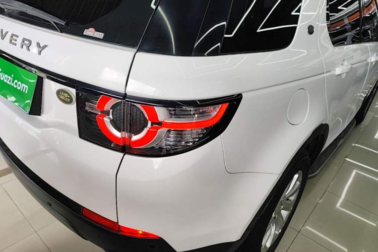 Used Land Rover Discovery Sport 2018 240 PS SE Version Right Rear Taillight