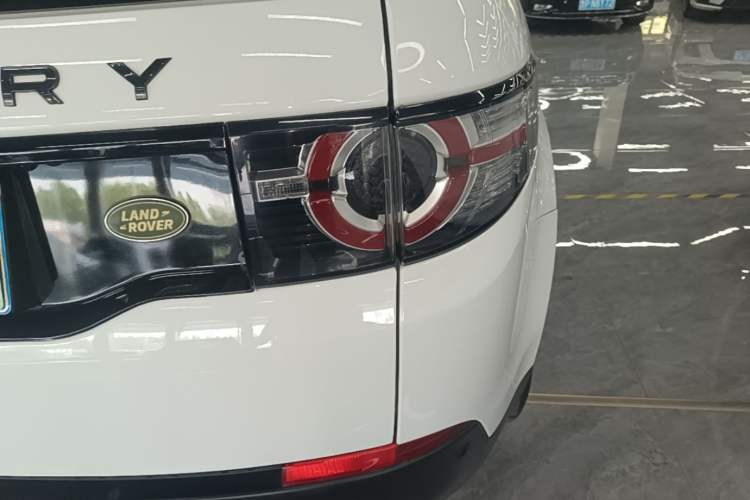 Used Land Rover Discovery Sport 2018 240 PS SE Version Right Rear Taillight