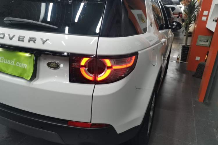 Used Land Rover Discovery Sport 2018 240 PS SE Version Right Rear Taillight
